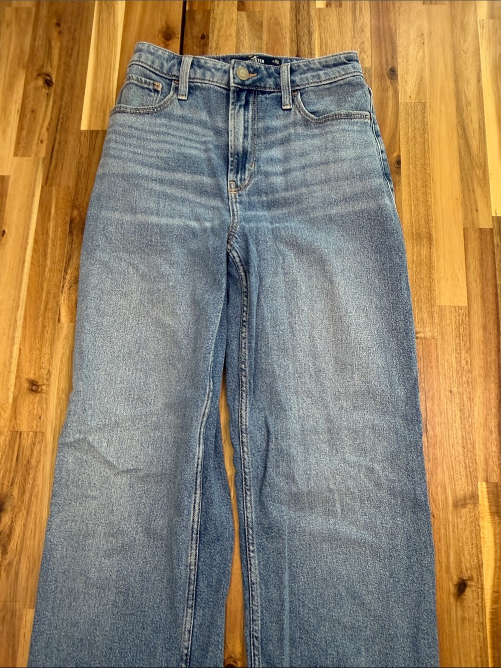 Hollister Ultra-Rise Dad Jeans *Long - Picture 4 of 8